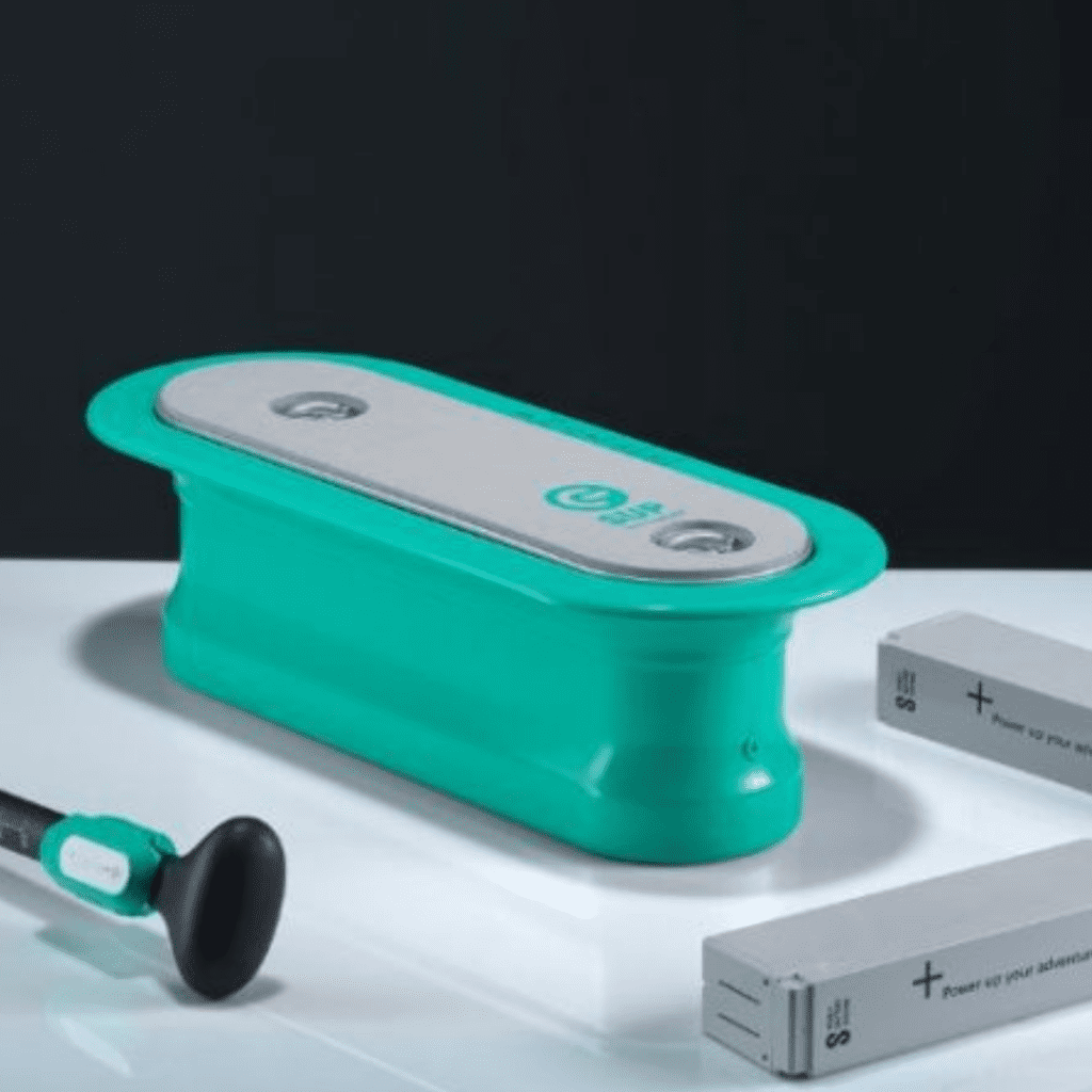 sipa-boards-drive-allrounder-silver-motor-pump-battery-remote SipaBoards Drive Allrounder Silver motor, pump, battery, and remote control system.