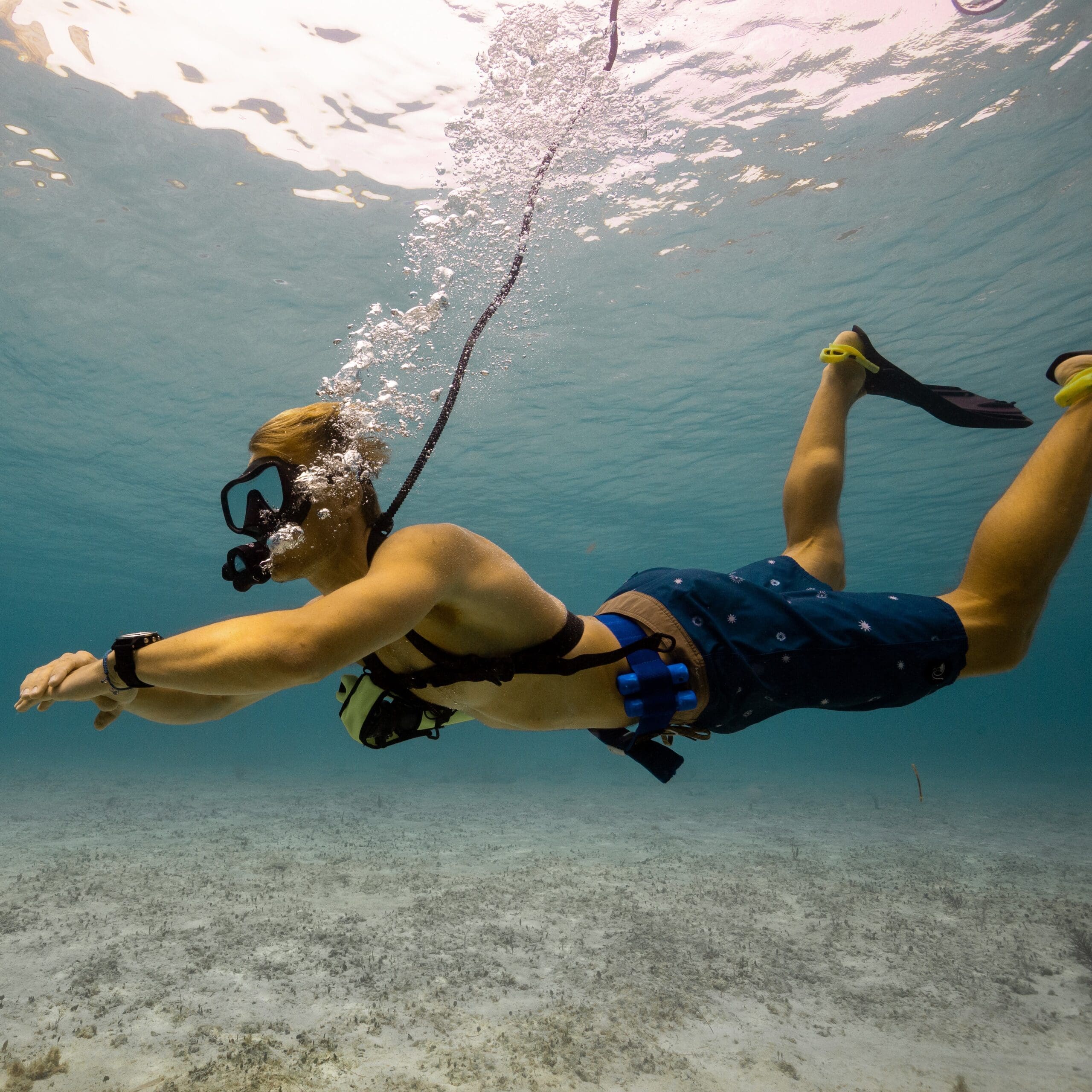 What’s the Best Equipment for Breathing Underwater? Comparing SCUBA, Snuba, Mini Scuba Tanks, and Tankless Dive Systems